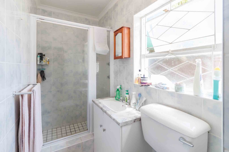 2 Bedroom Property for Sale in Table View Western Cape